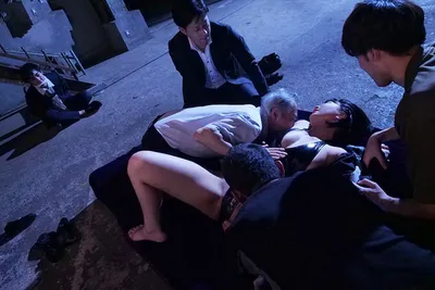 Nữ điều tra viên điều tra nhóm tội phạm hấp diêm nhưng còn non và xanh lắm